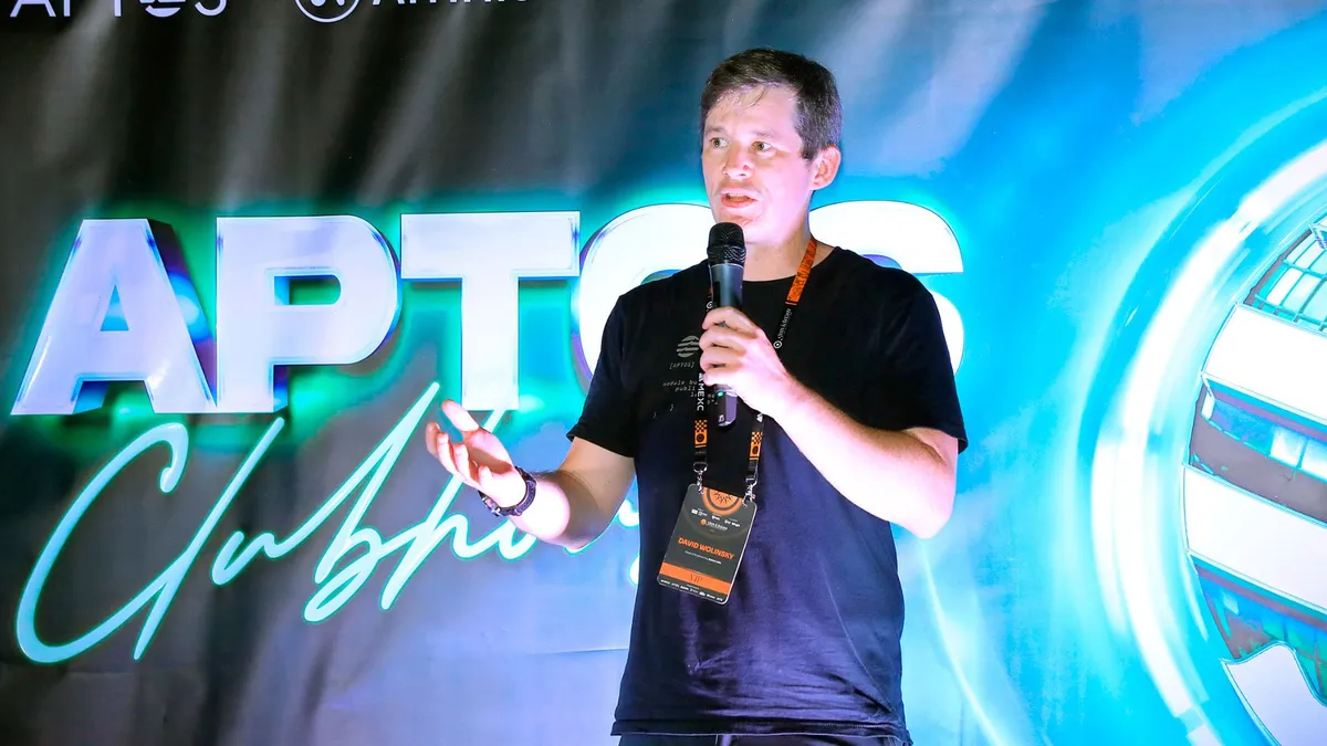 aptos clubhouse 2.jpg