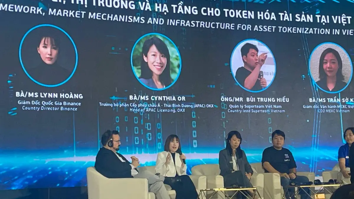 Lynn-Ho&agrave;ng-Binance-tại-Đ&agrave;-Nẵng.jpg
