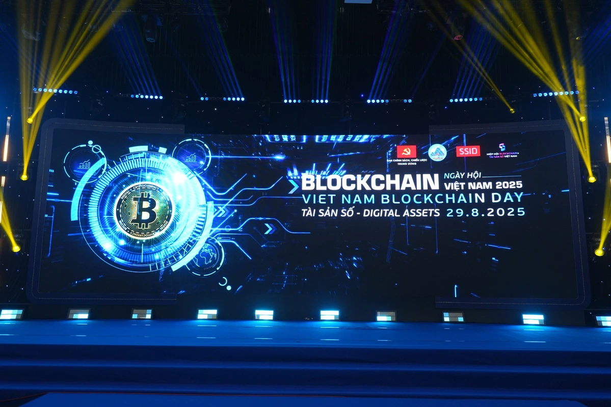Tuần Lễ Blockchain.jpg