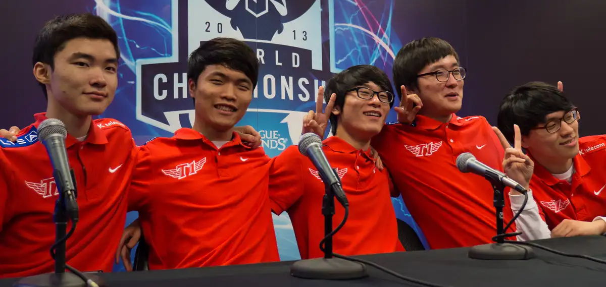SK_Telecom_T1_at_LoL_World_Championship_2013 (1).jpg