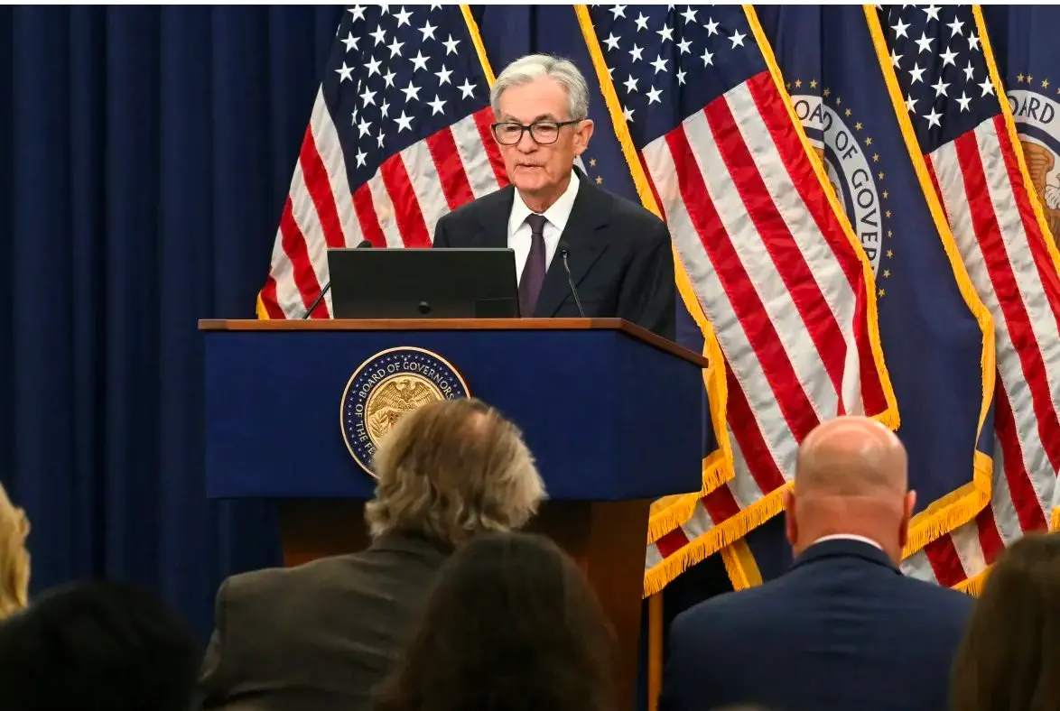 Jerome-Powell.webp