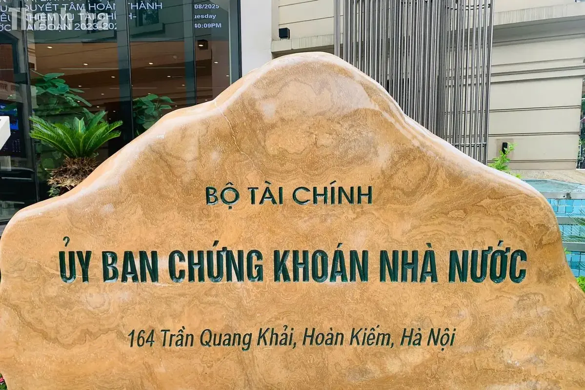 uy-ban-chung-khoan.jpg.webp
