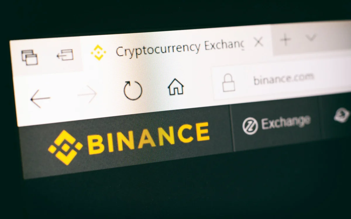 Binance-website-dark.jpg