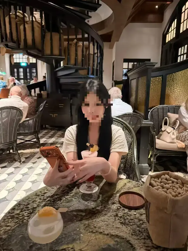 tải xuống (2).webp