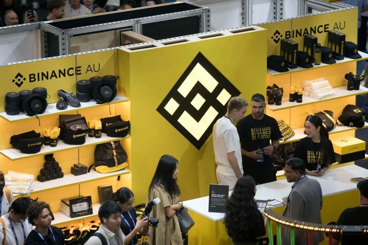 binance-brent-lewin-bloomberg-1500x1000.jpg