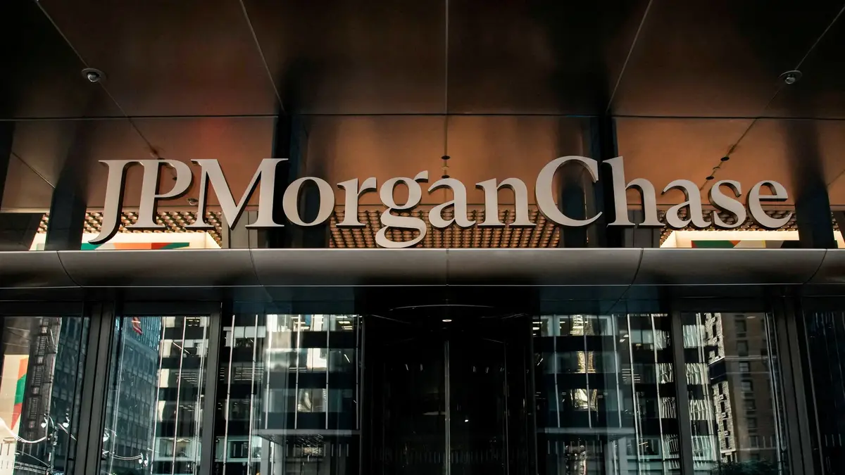jpmorgan-chase-2004.webp