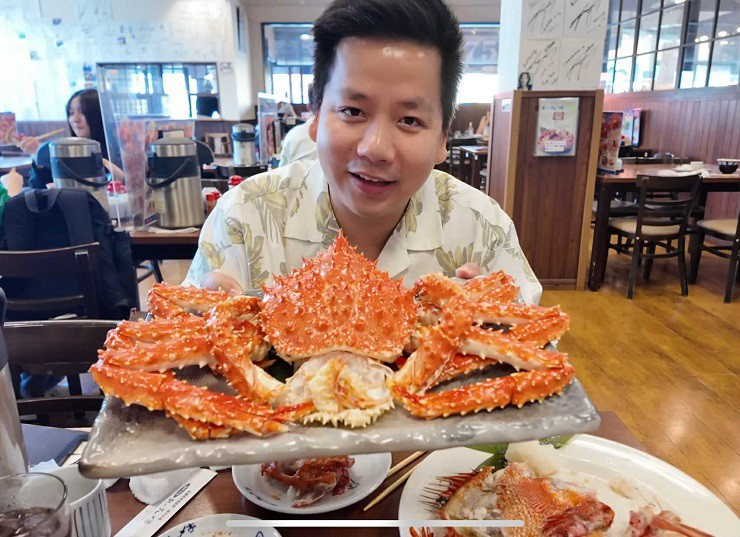 Trước đ&acirc;y, Khoa Pug gắn với h&igrave;nh ảnh sang chảnh, du lịch ăn uống đắt đỏ.jpg