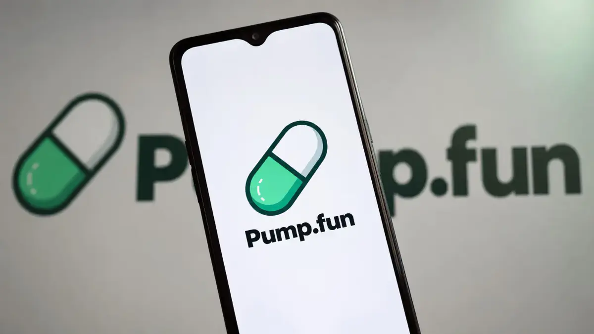 pump-fun-lets-memecoins-trade-against-tokenized-stocks-on-solana.avif