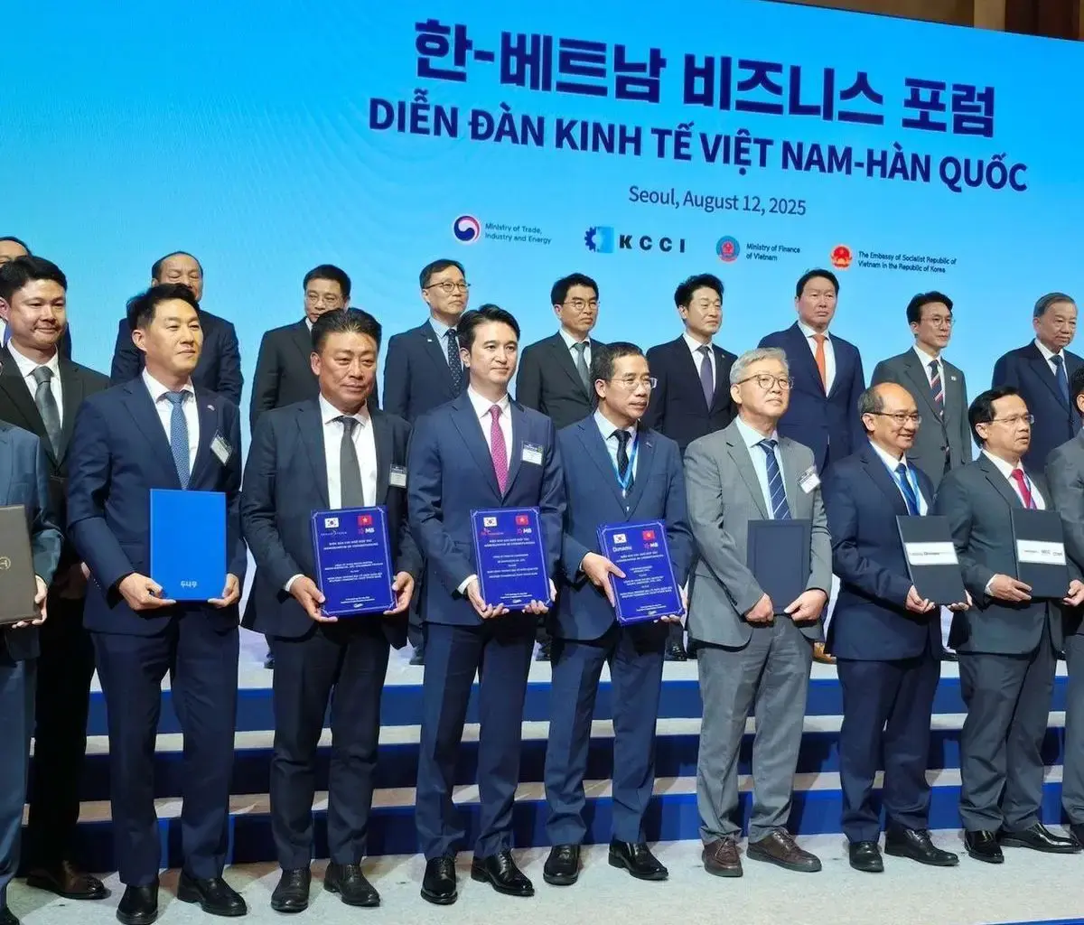 Ngân hàng  Quân đội (MB) hợp tác Hàn Quốc mở sàn giao dịch