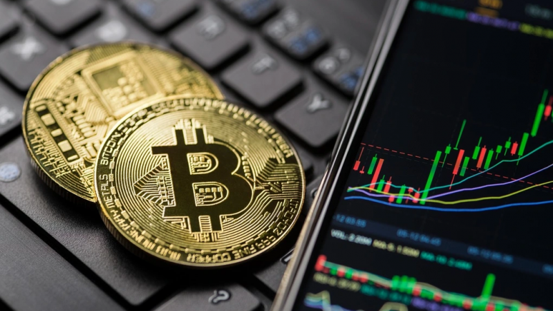BTC đối diện rủi ro biến động dù Fed hạ lãi suất 0,25%