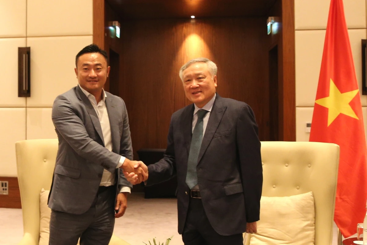 Bybit-cam-ket-ho-tro-Viet-Nam-xay-trung-tam-tai-chinh-quoc-te