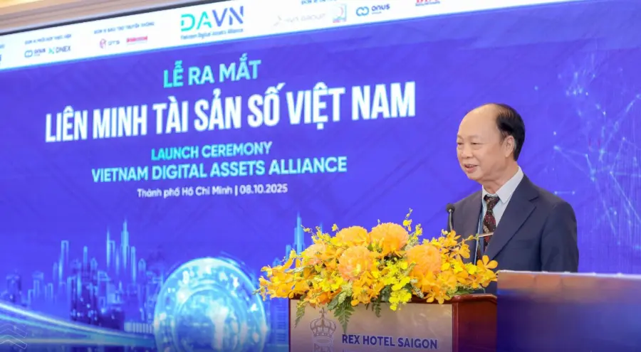 Ong-Nguyen-Dinh-Thang-Chu-tich-DAVN-noi-ve-tai-san-so