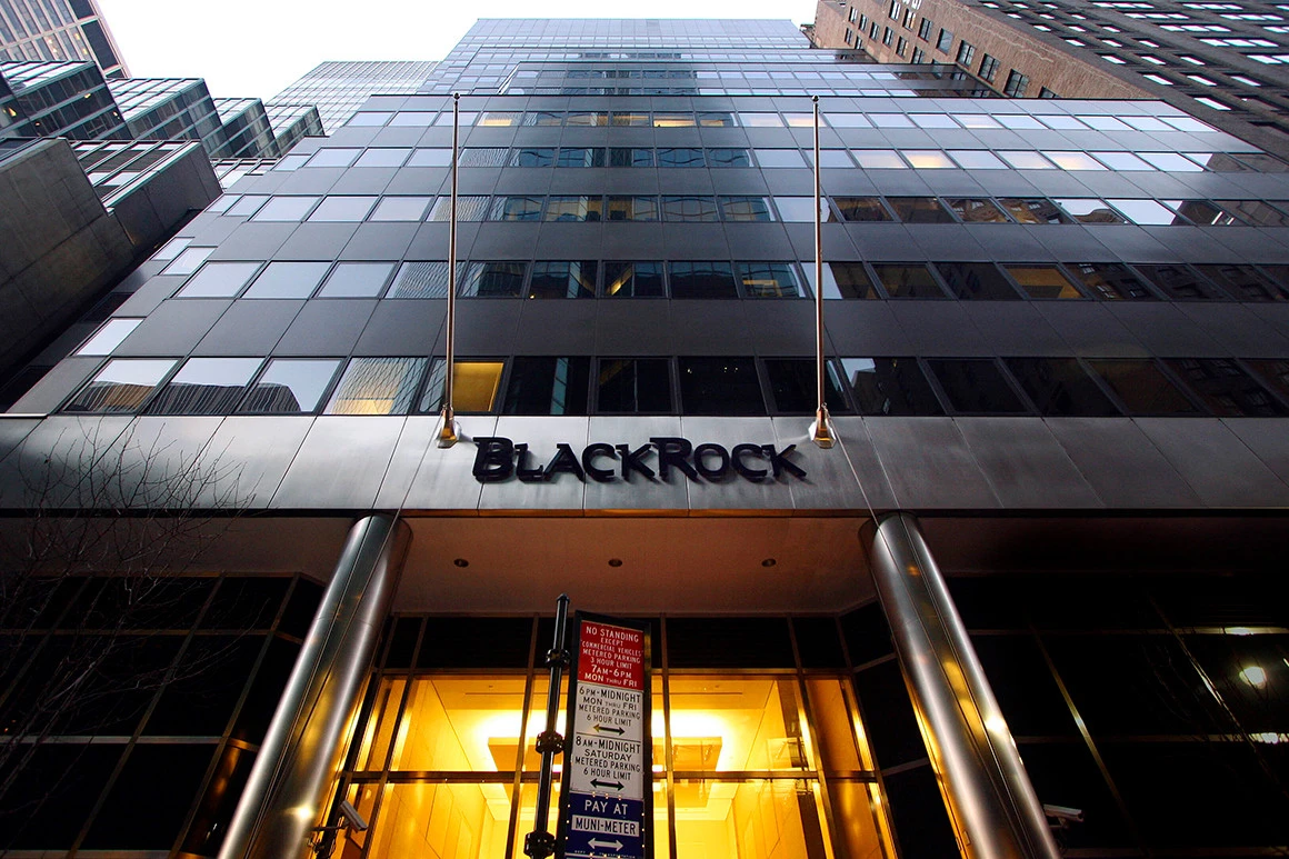 BlackRock-mo-rong-tham-vong-voi-quy-ETF-ETH-Staking