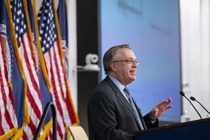 Chủ-tịch-Fed-New-York-ủng-hộ-cắt-giảm