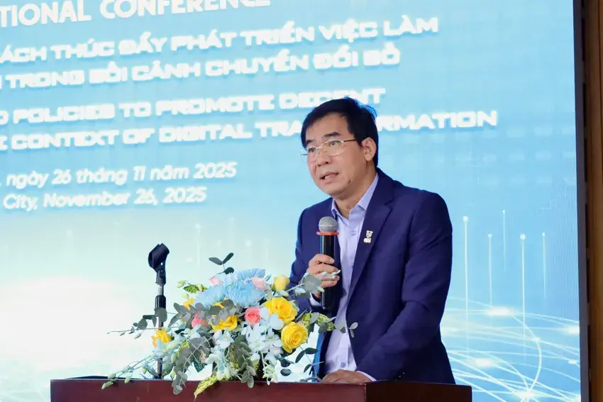 Trả-lương-bằng-tiền-điện-tử