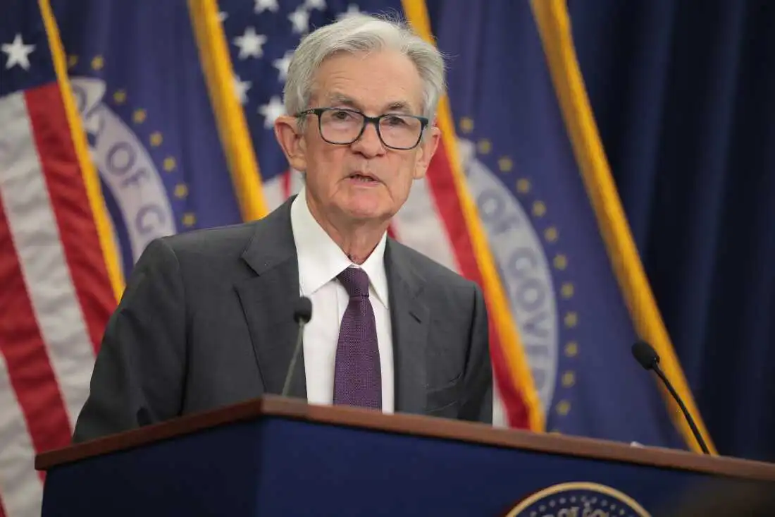 Chủ-tịch-Jerome-powell-mới-nhất