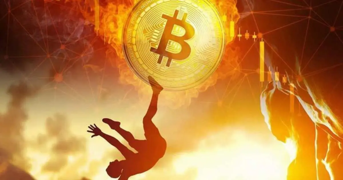 Bitcoin thủng đáy 15 tháng, áp lực bán lan sang cổ phiếu crypto