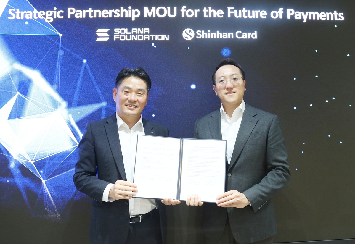 shinhan-card-hop-tac-solana-phat-trien-cong-nghe-thanh-toan-stablecoin-blockhay
