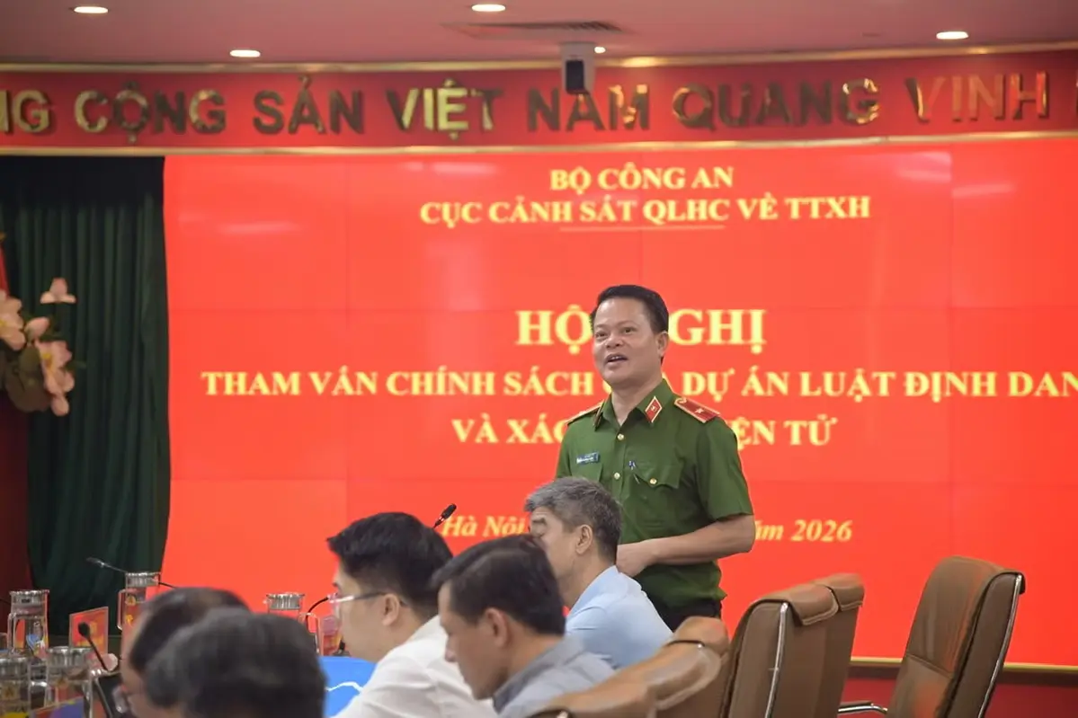 hoi-nghi-tham-van-chinh-sach-ve-du-an-luat-dinh-danh-va-xac-thuc-dien-tu-tai-ha-noi-blockhay