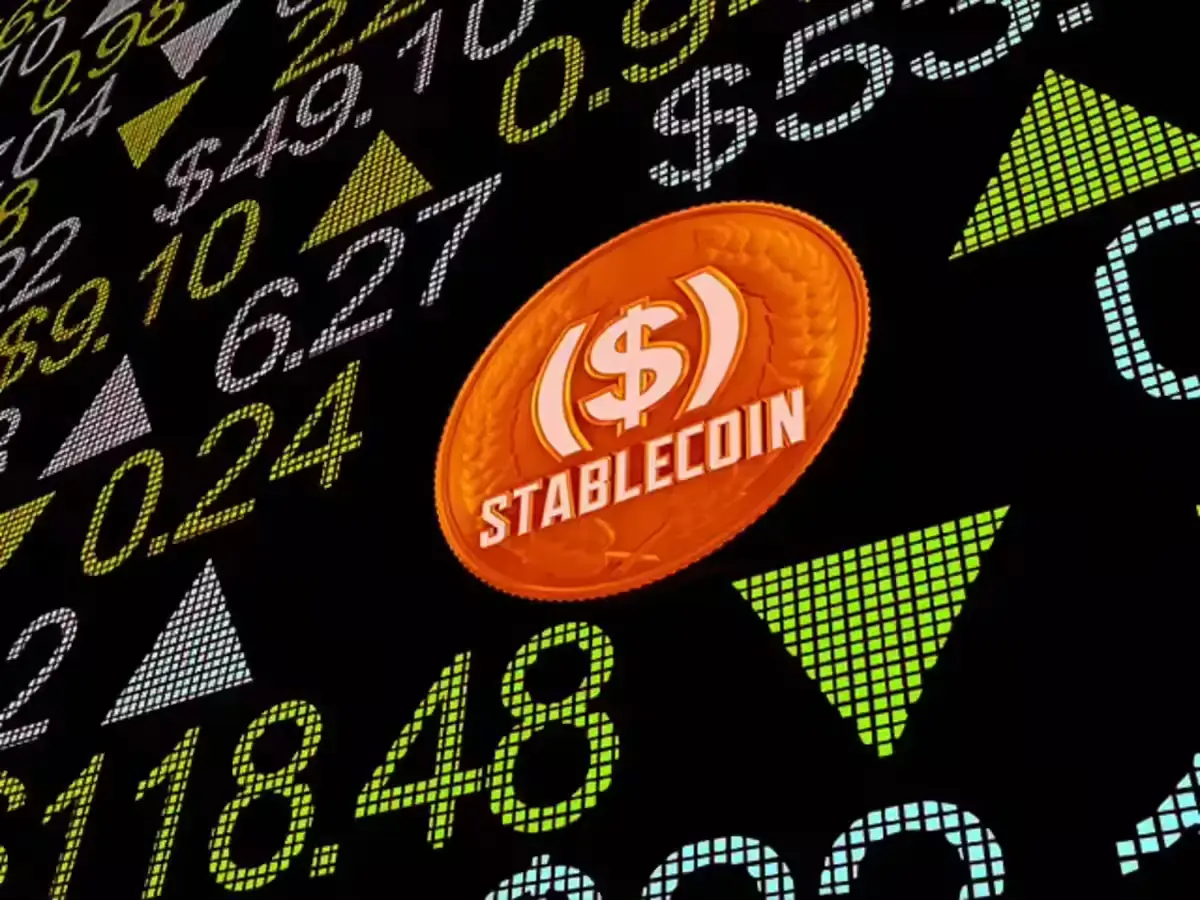khoi-luong-giao-dich-stablecoin-dat-ky-luc-trong-thang-sau-blockhay