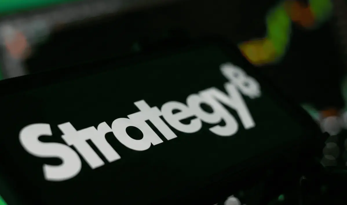 Strategy-huy-động-thêm-tiền-để-mua-Bitcoin