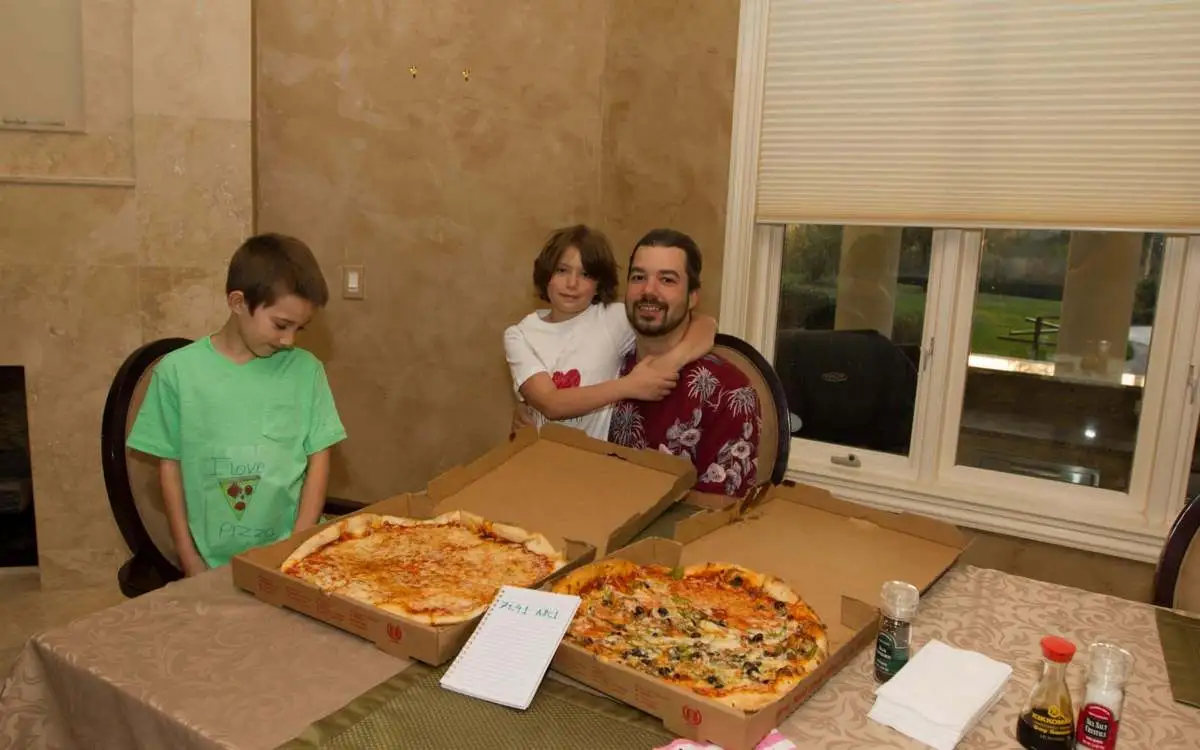Bitcoin-Pizza-day-và-lịch-sử-hình-thành